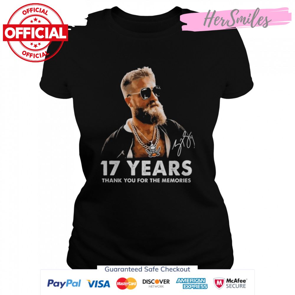 Ryan Fitzpatrick 17 years thank you for the memories signature shirt