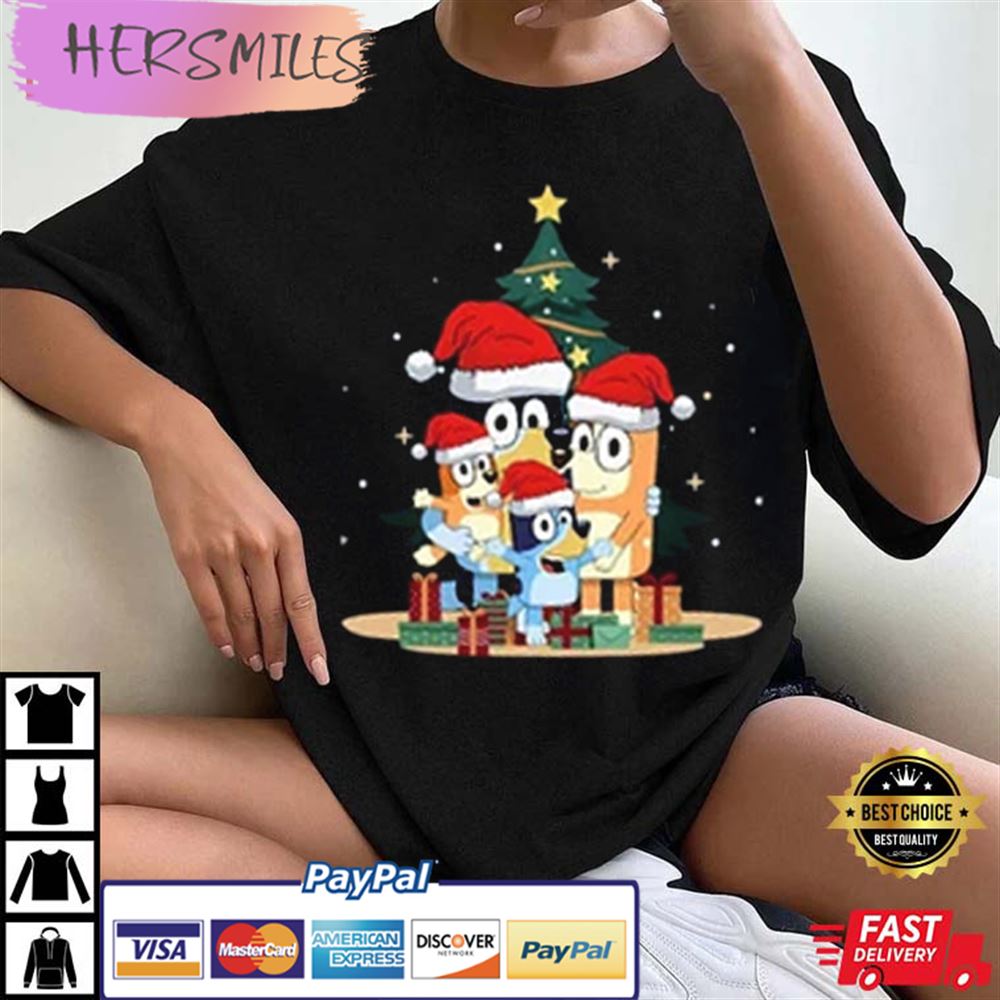 Bluey Family Around A Christmas Tree Best T-shirt