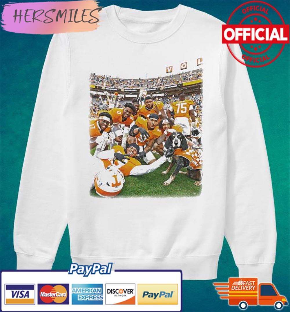 Tennessee Volunteers Football Team Smokey's Squad T-shirt Tennessee Volunteers Football Team Smokey's Squad T-shirt