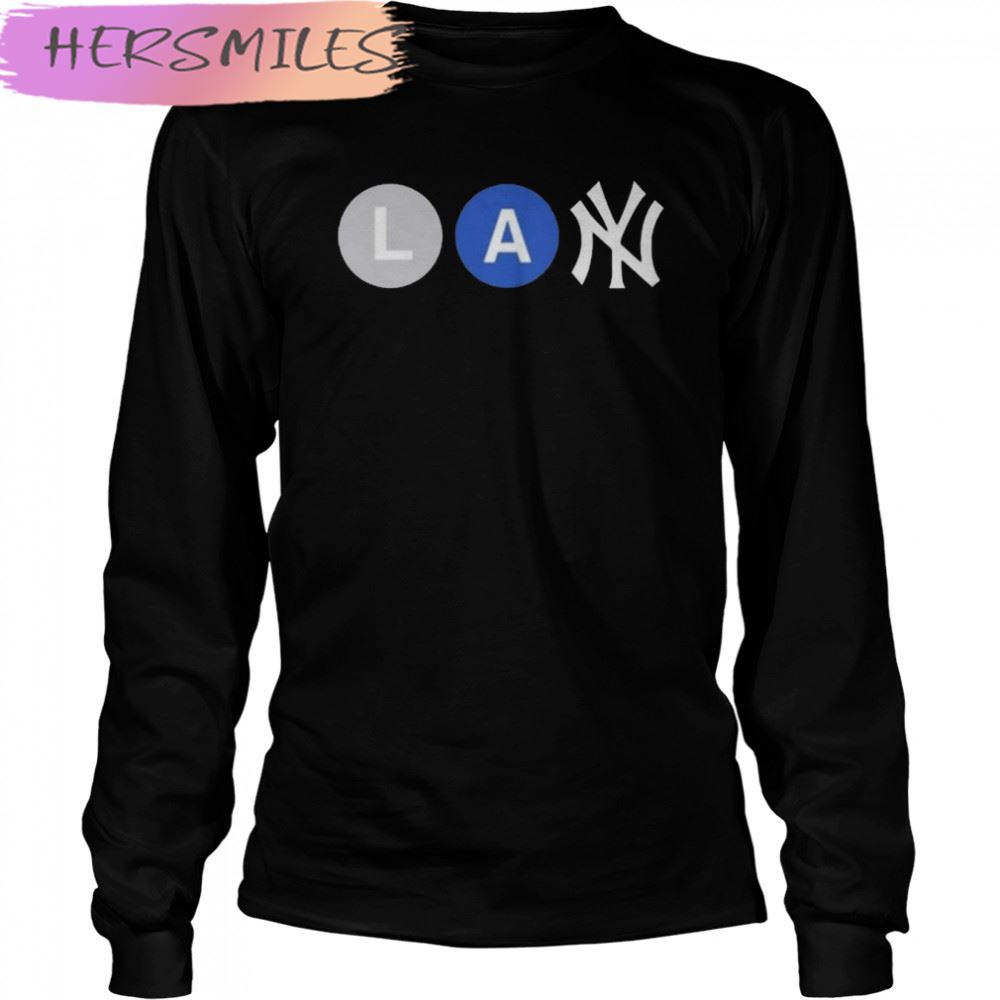 Lany Purrr New York Yankees T-shirt Lany Purrr New York Yankees T-shirt