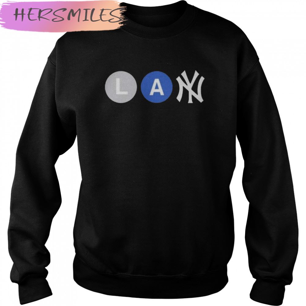 Lany Purrr New York Yankees T-shirt Lany Purrr New York Yankees T-shirt