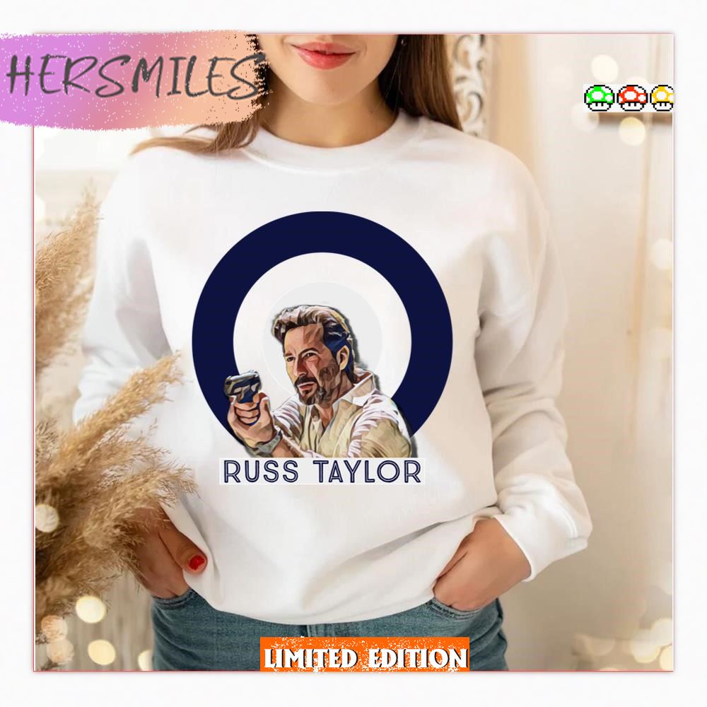 Russ Taylor Circle Macgyver  T-shirt
