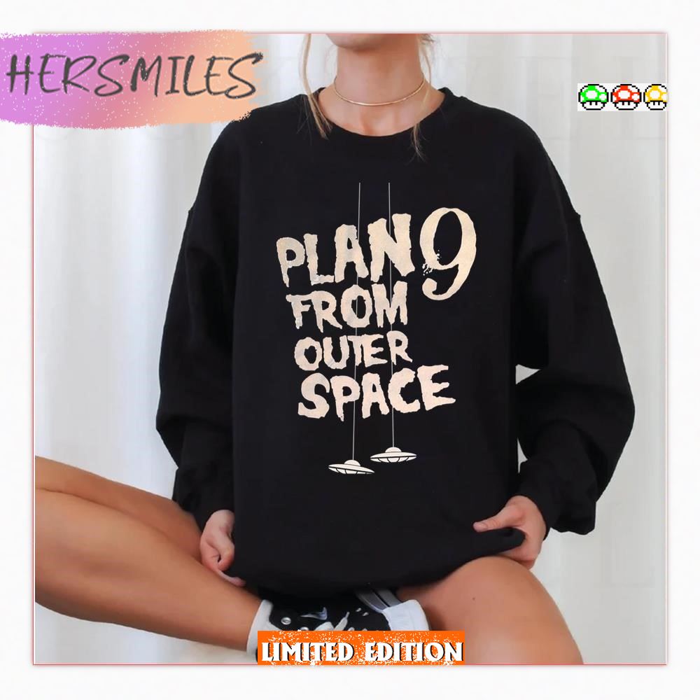 Beautiful Model Plan 9 From Outer Space T-Shirt