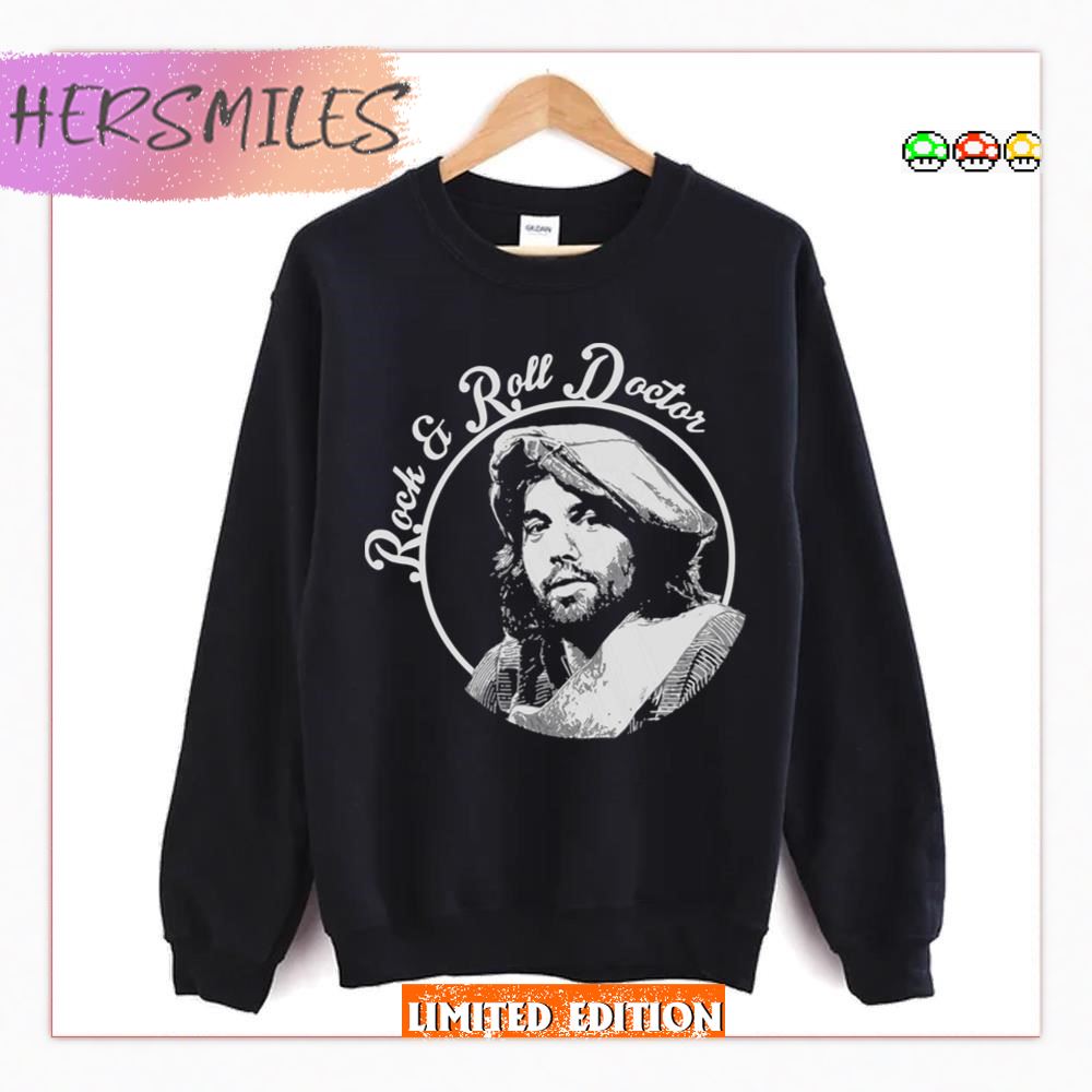 Little Feat Rock And Roll Doctor Lowell George Old HoodieT-Shirt