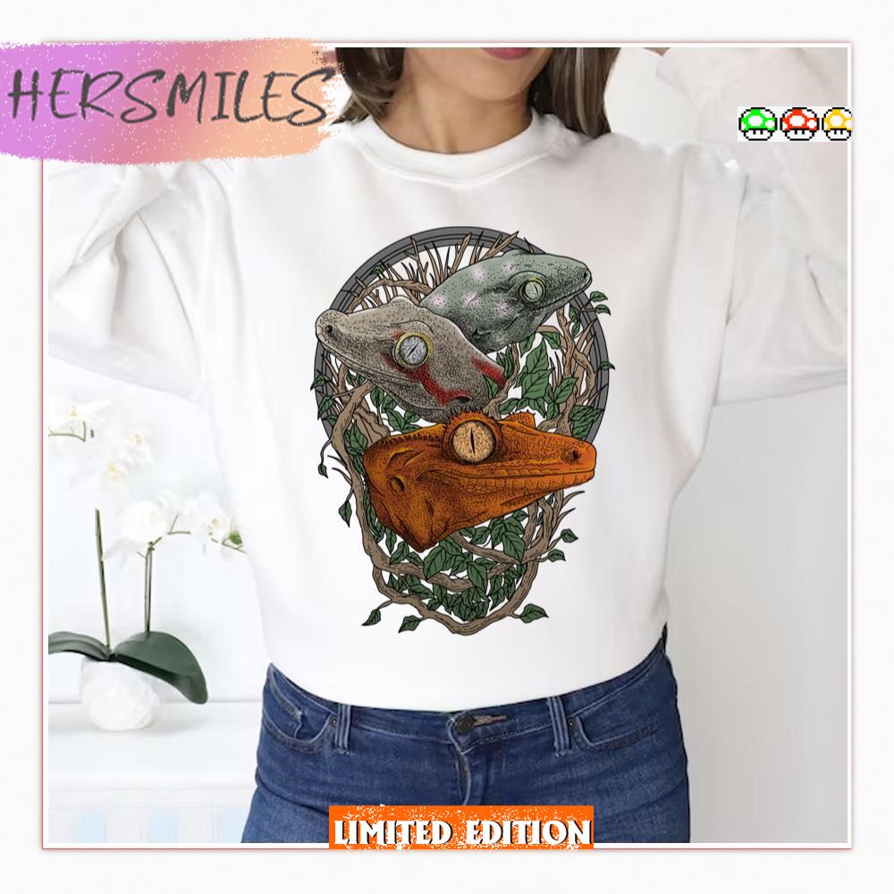 New Caledonian Geckos Crested Gargoyle And Leachinaus Geckos  T-shirt