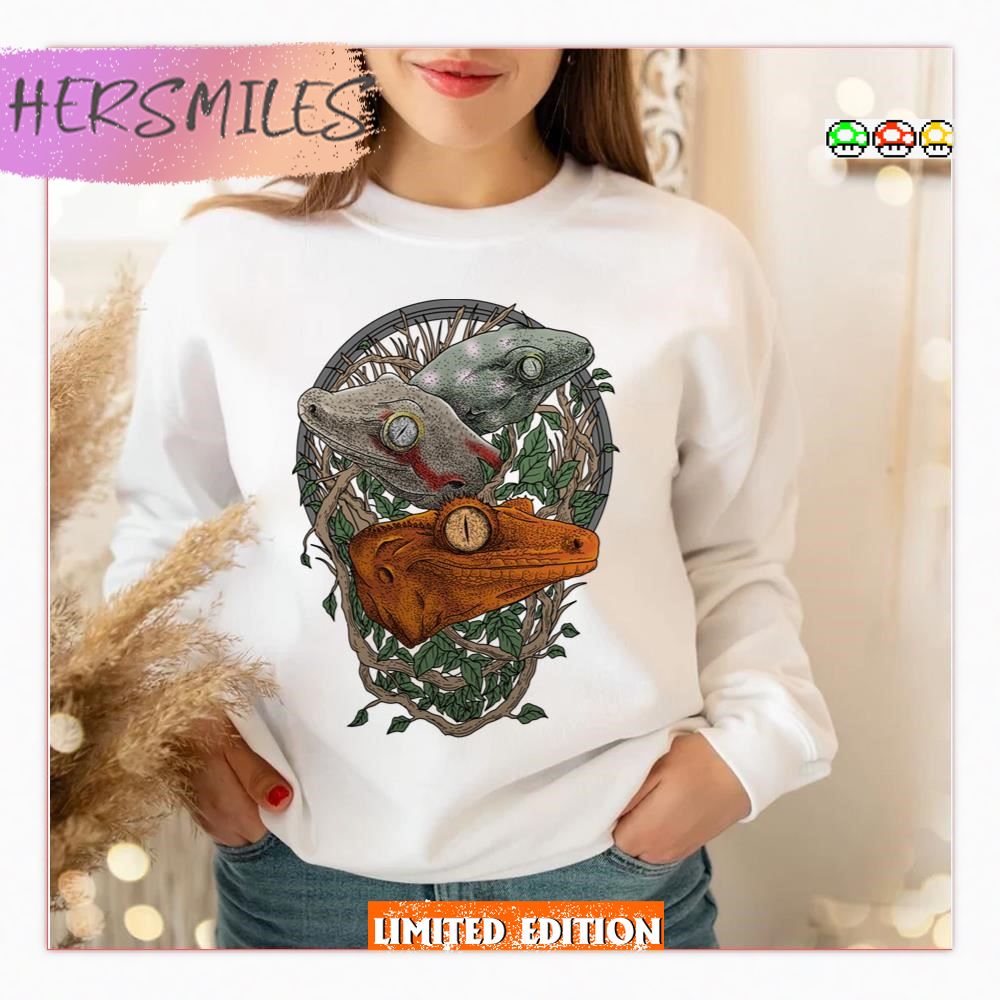 New Caledonian Geckos Crested Gargoyle And Leachinaus Geckos  T-shirt