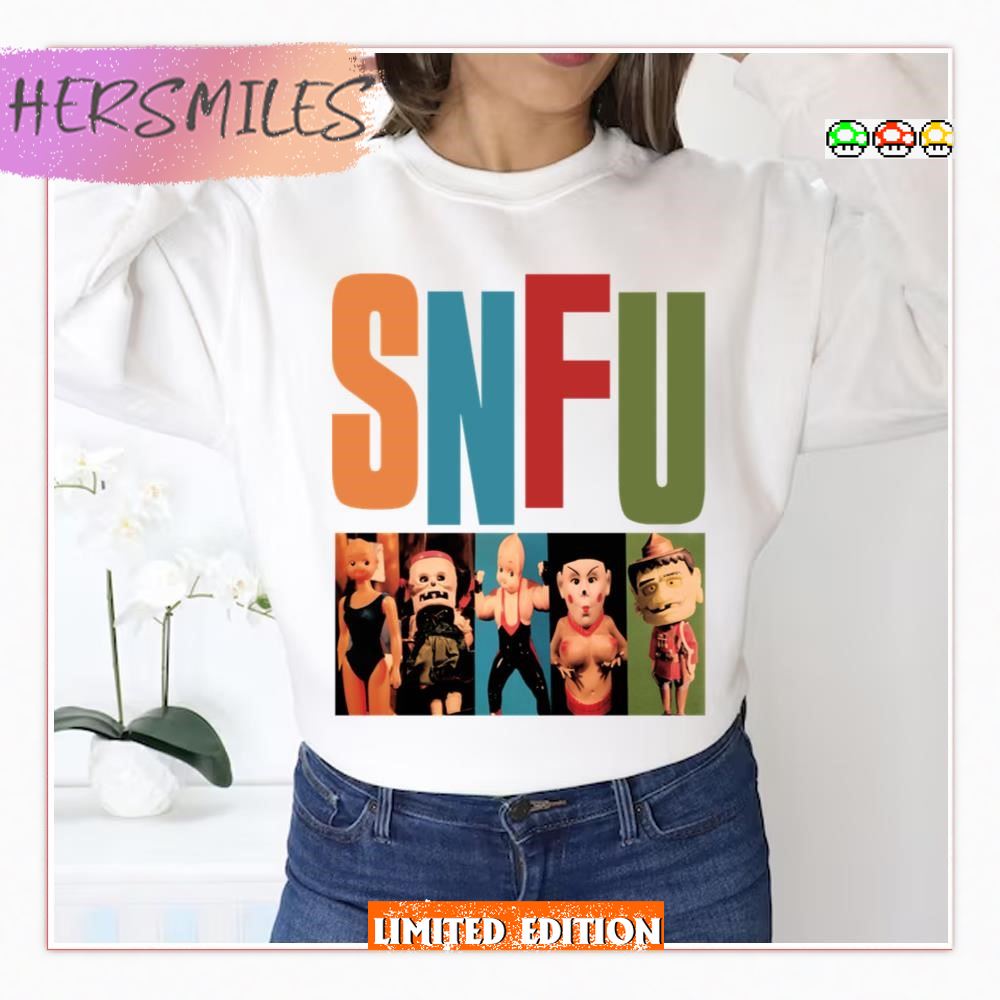 The Four Colors Snfu Cannibal Cafe  T-shirt