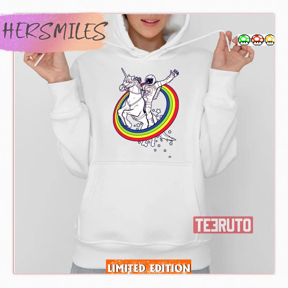 Astronaut Riding Unicorn Throw The Rainbow T-Shirt