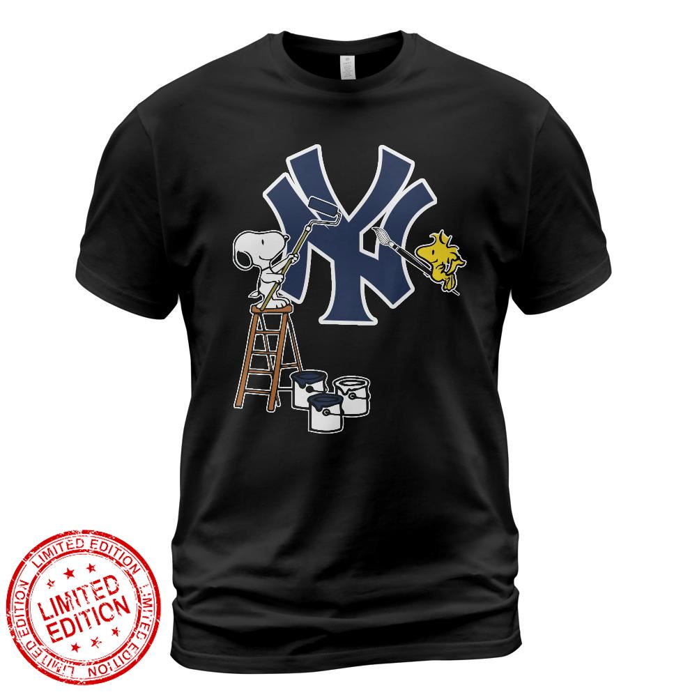 New York Yankees Snoopy and Woodstock Painting Logo Shirt