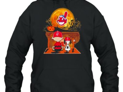 charlie brown and snoopy cleveland indians halloween moon shirt unisex hoodie