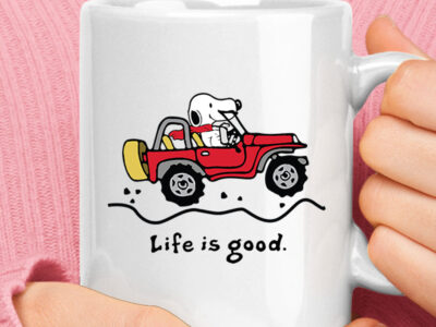 Driving A Jeep Car Life Is Good Snoopy Mug