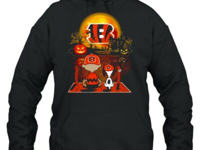 snoopy and charlie brown pumpkin cincinnati bengals halloween moon shirt unisex hoodie