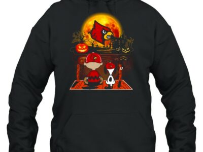 snoopy and charlie brown pumpkin louisville cardinals halloween moon shirt unisex hoodie