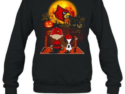 snoopy and charlie brown pumpkin louisville cardinals halloween moon shirt unisex sweatshirt