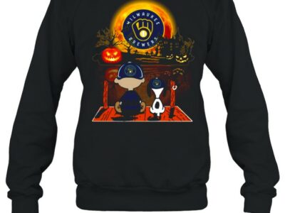 snoopy and charlie brown pumpkin miami milwaukee brewers halloween moon shirt unisex sweatshirt