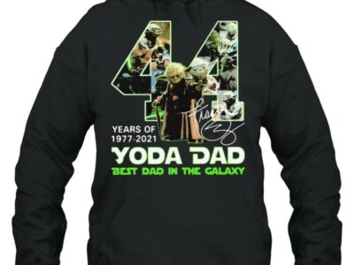 44-years-of-1977-2021-yoda-dad-best-dad-in-the-galaxy-signature-Unisex-Hoodie.jpg