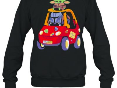 Baby-on-board-the-mandalorian-driving-car-yoda-Unisex-Sweatshirt.jpg