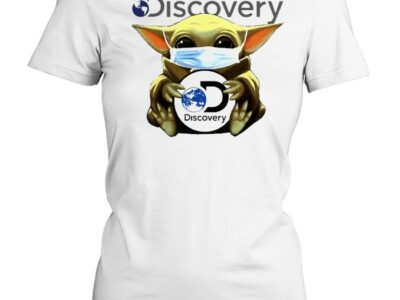 Baby Yoda face mask hug Discovery Inc shirt