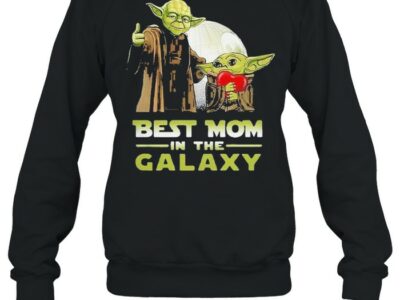 Nice-master-Yoda-and-baby-Yoda-best-mom-in-the-galaxy-Star-wars-Unisex-Sweatshirt.jpg