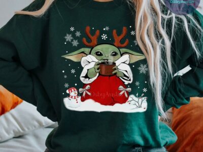 Santa Baby Yoda Drink Coffee Christmas Shirt