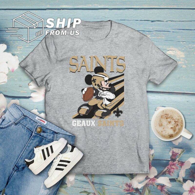 Team Geaux Saints Slogan Mickey Mouse New Orleans Saints American Football Team T Shirt