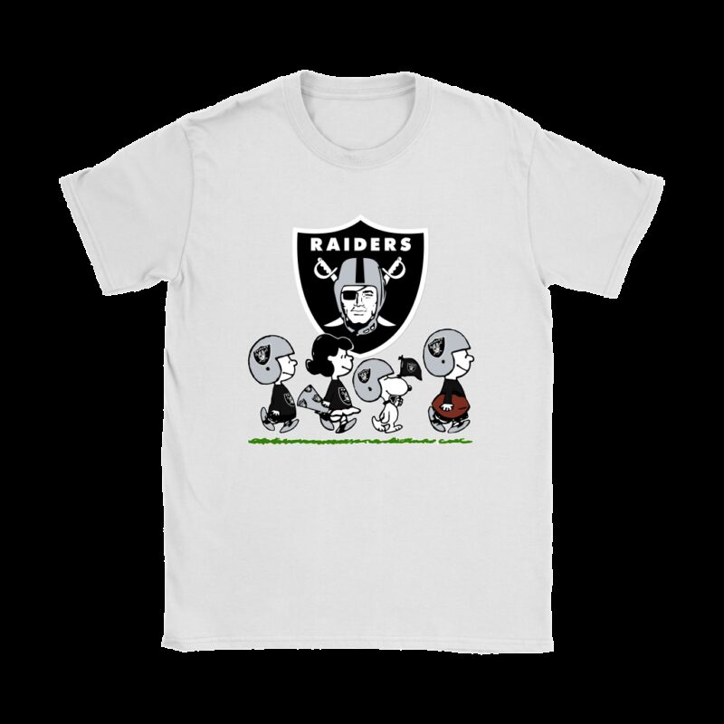 Peanuts Charlie Brown And Snoopy Oakland Raiders T-Shirt - TeeNavi