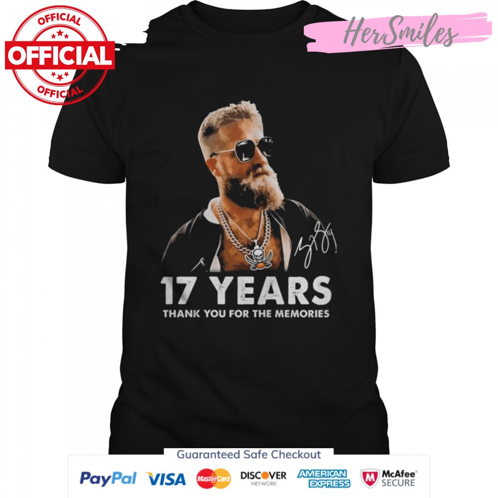 Ryan Fitzpatrick 17 years thank you for the memories signature shirt