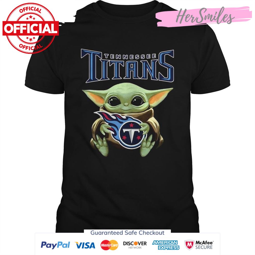 Star Wars Baby Yoda hug Tennessee Titans shirt L