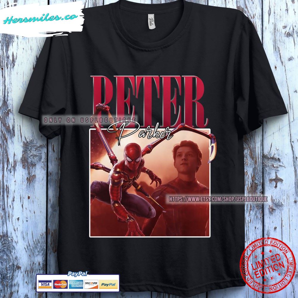 Peter Parker Poster Marvel Spider-man Graphic Portrait Unisex Gift T-Shirt