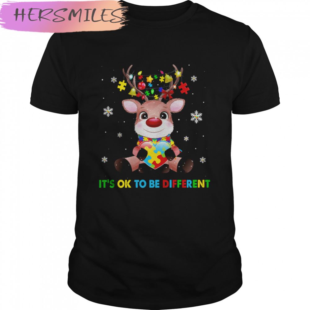 Reindeer Hug Heart Autism It’s Ok To Be Different Christmas T-shirt