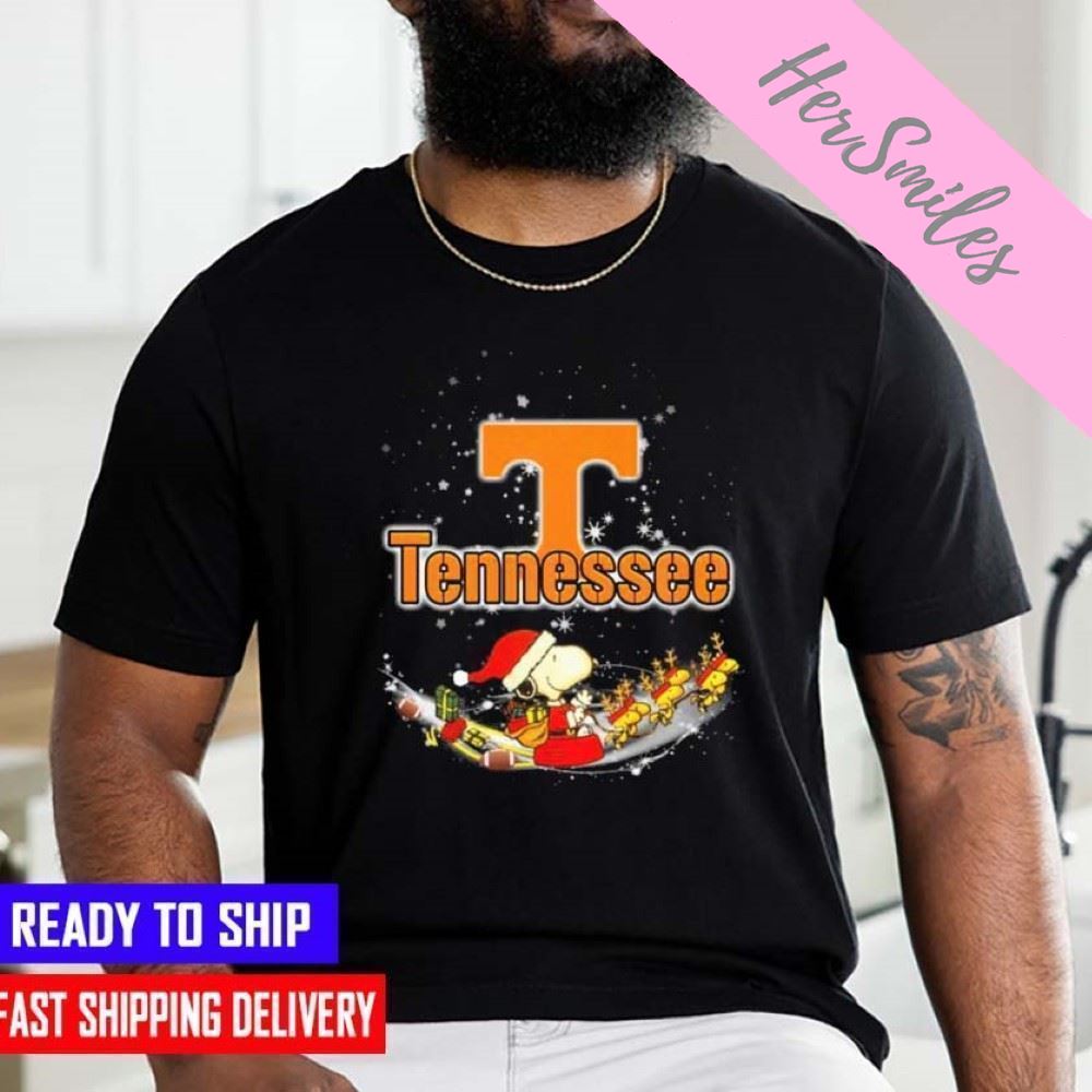 Santa Snoopy And Woodstock Riding Reindeer Tennessee Volunteers Christmas Classic T-shirt
