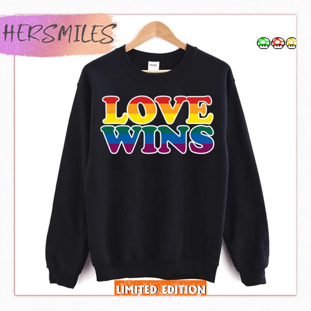 Love Wins Lgbtq Pride Month  T-shirt