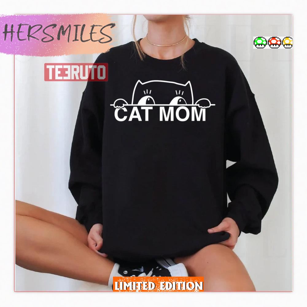 Cute Simple Design Womens Black Cat Lover Mom Shirt