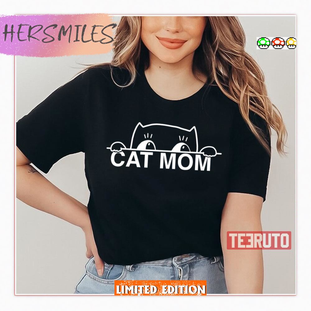 Cute Simple Design Womens Black Cat Lover Mom Shirt