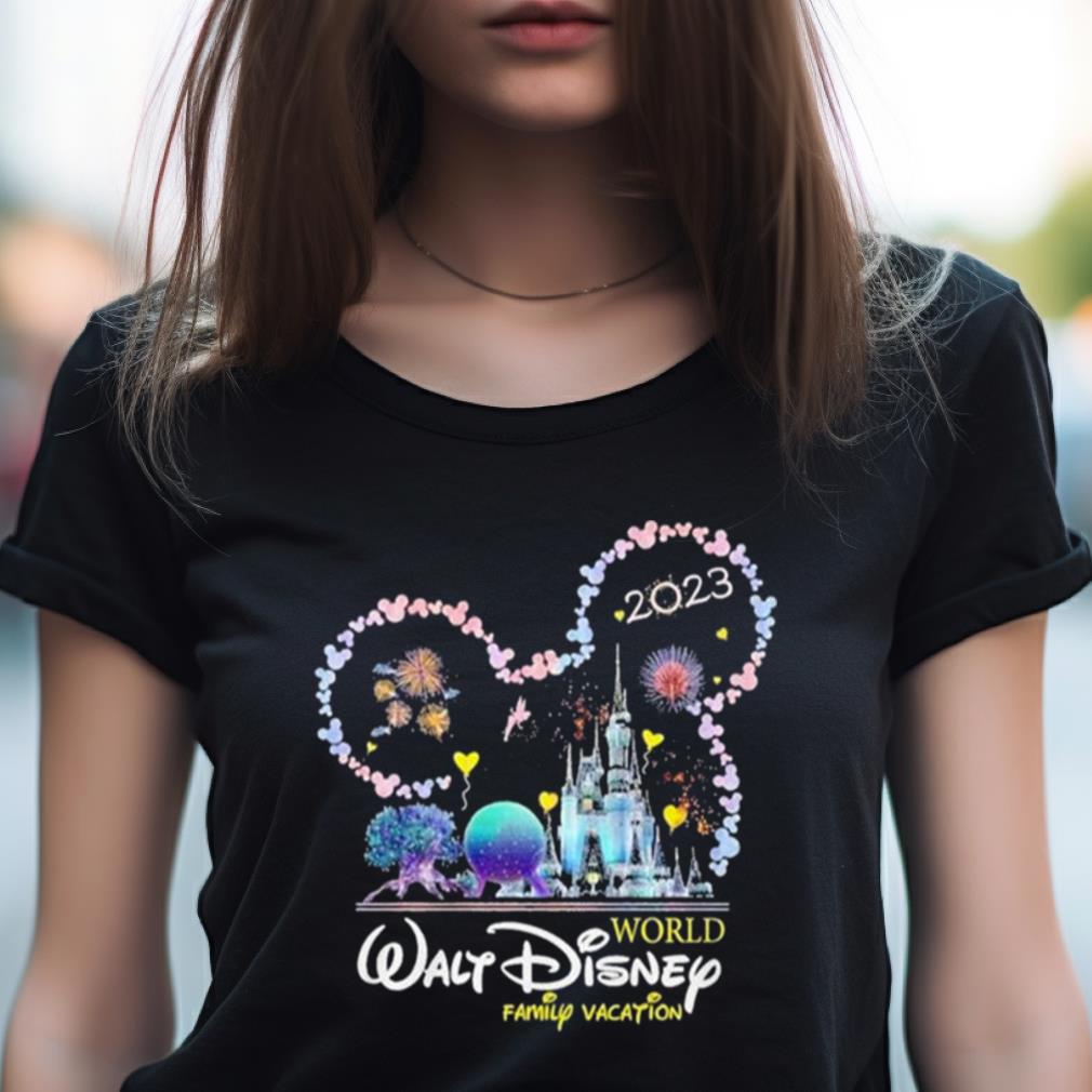 2021 NEW DISNEY Green Pay Packers FAMILY VACATION T-SHIRTS