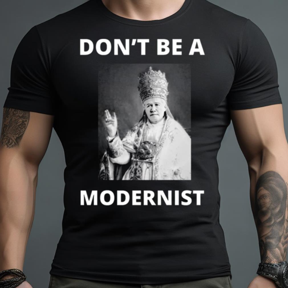 Don’T Be A Modernist Saint Pius X Active Shirt