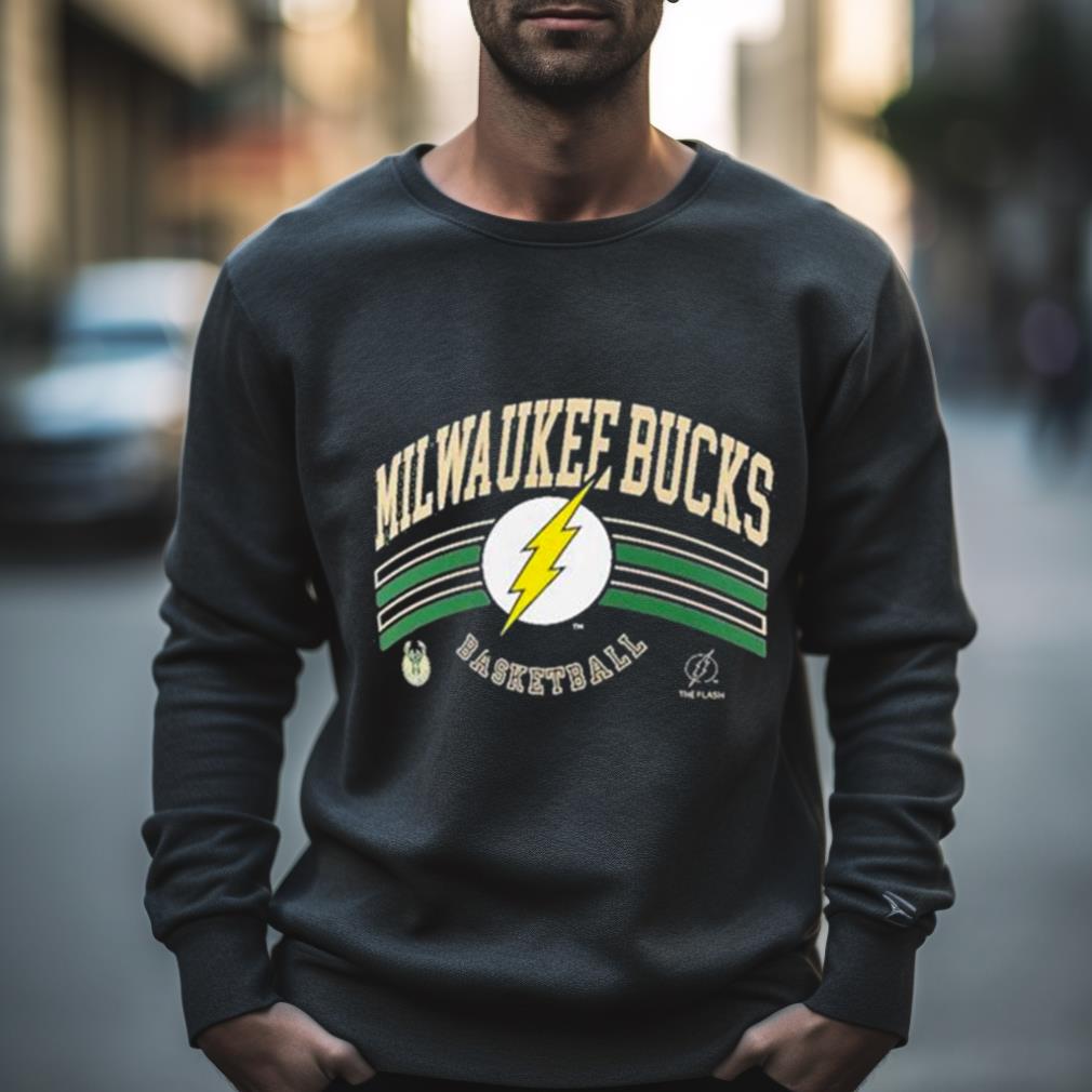 Milwaukee Bucks Dc The Flash Basketball Graphic T Shirt