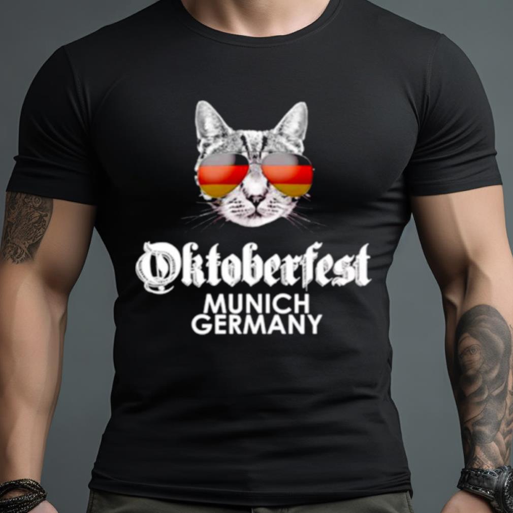 Oktoberfest Cat Munich Germany Flag Shirt