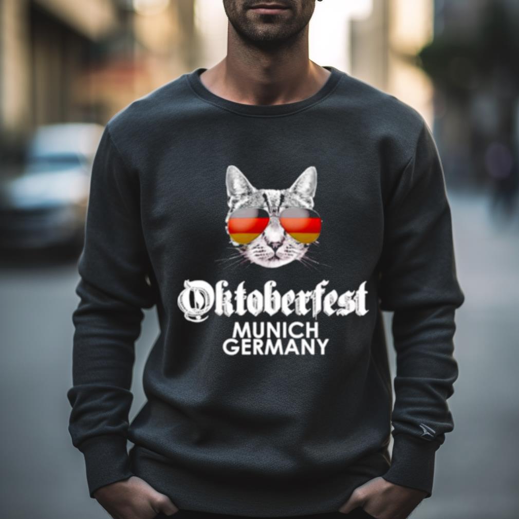 Oktoberfest Cat Munich Germany Flag Shirt