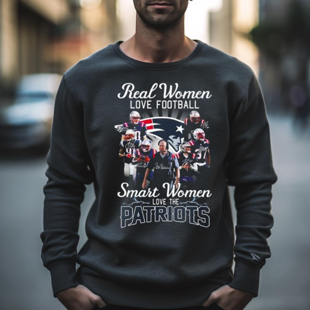 Real Women Love Football Smart Women Love The New England Patriots 2023  Signatures Shirt - Hersmiles