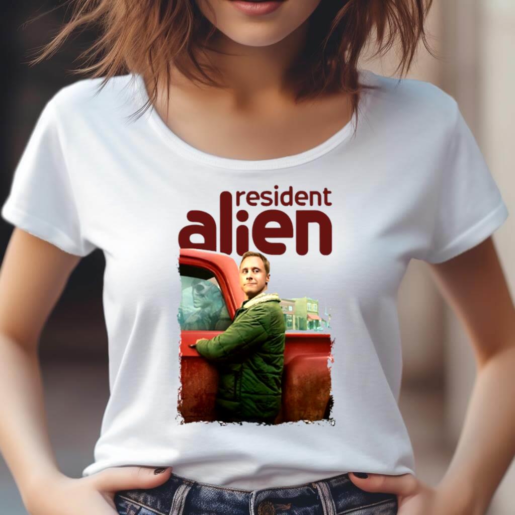 Graphic Christmas Design Xmas Resident Alien Shirt Graphic Christmas Design Xmas Resident Alien Shirt
