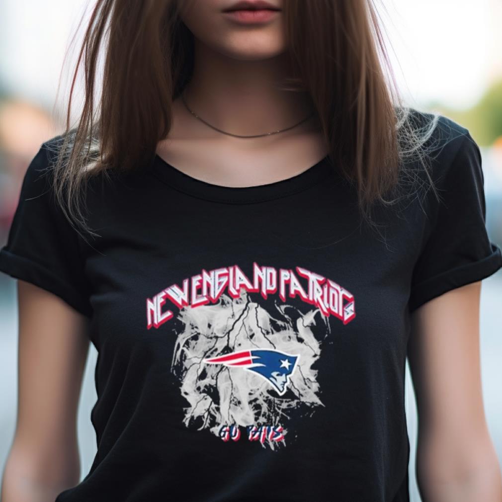 Official new England Patriots Wear By Erin Andrews Boyfriend T-Shirt,  hoodie, sweater, long sleeve and tank top