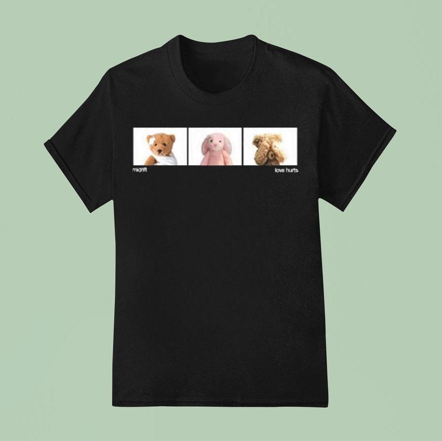Midrift Love Hurts Black Shirt