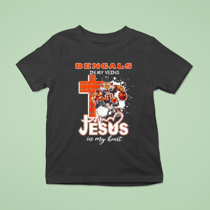 Cincinnati Bengals In My Veins Jesus In My Heart Features A Football Player Logos Cross Shirt