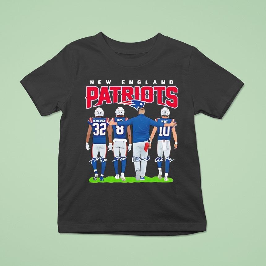 New England Patriots Graphic Apparel Signatures Coach And Players Shirt