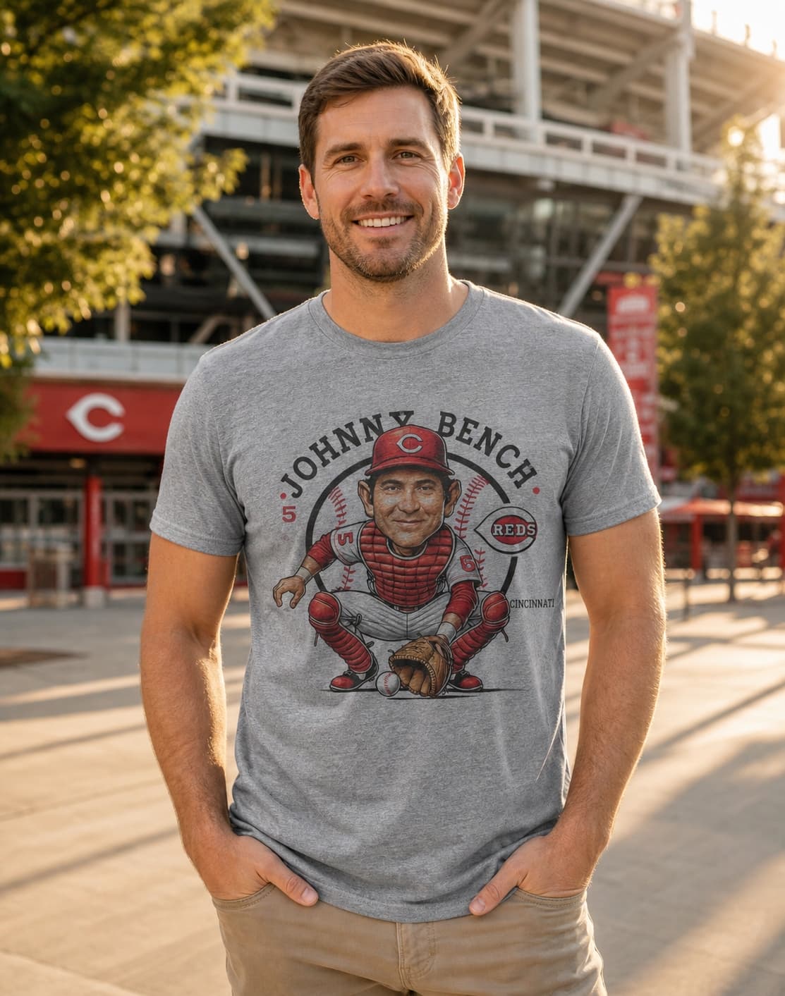 Cincinnati Reds Johnny Bench Exclusive Retro Baseball 1974 Artwork Shirt