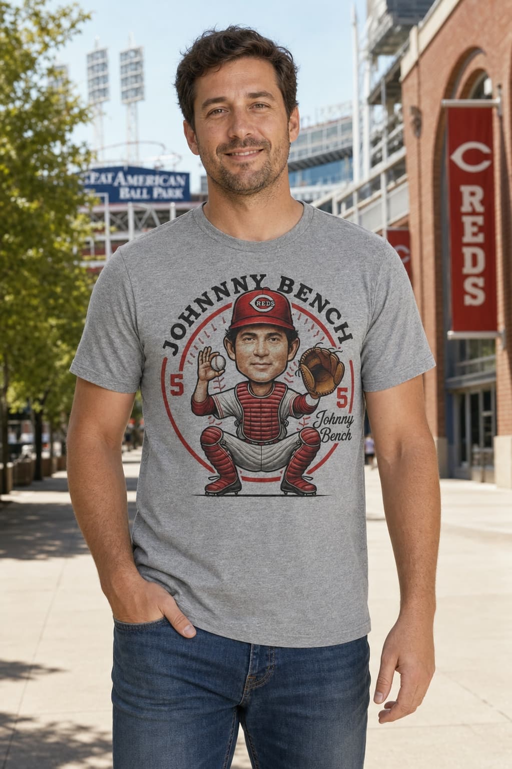 Cincinnati Reds Johnny Bench Exclusive Retro Baseball 1975 Artwork Shirt