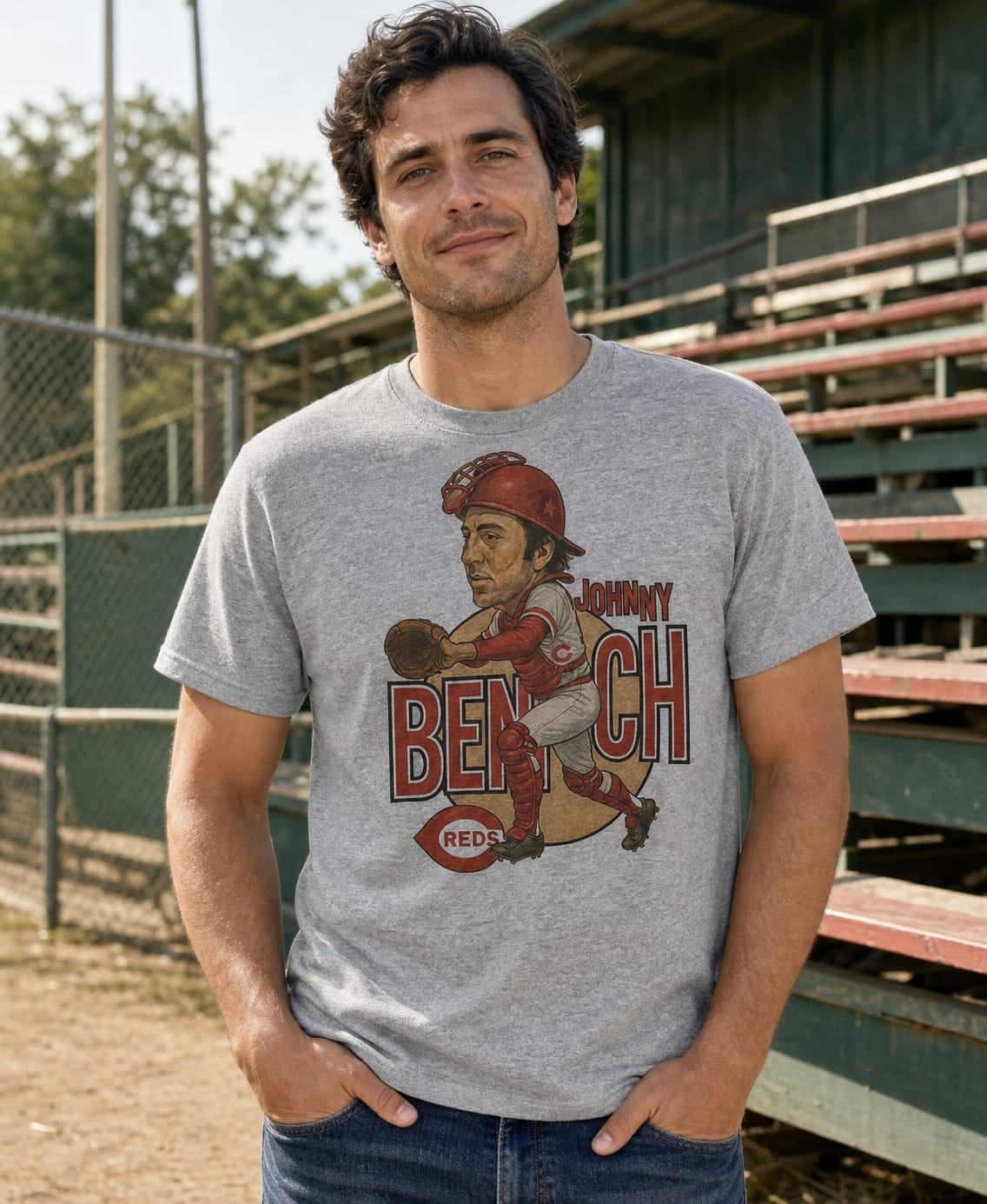 Cincinnati Reds Johnny Bench Exclusive Retro Baseball 1983 Artwork Shirt
