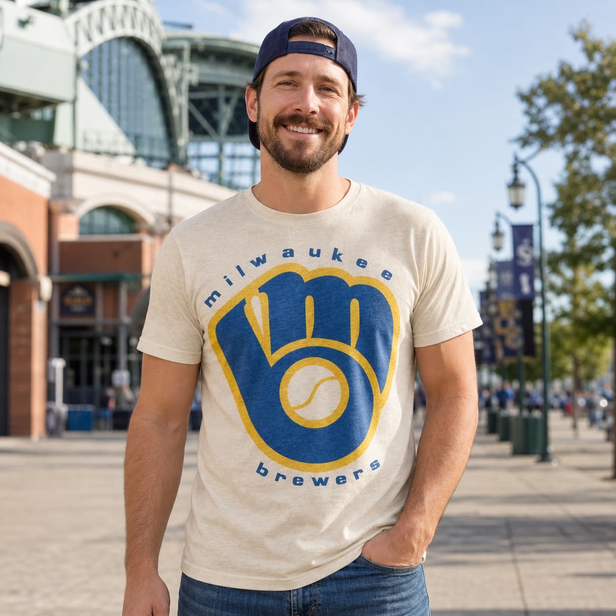 Milwaukee Brewers Retro Baseball 1980 Artwork Shirt