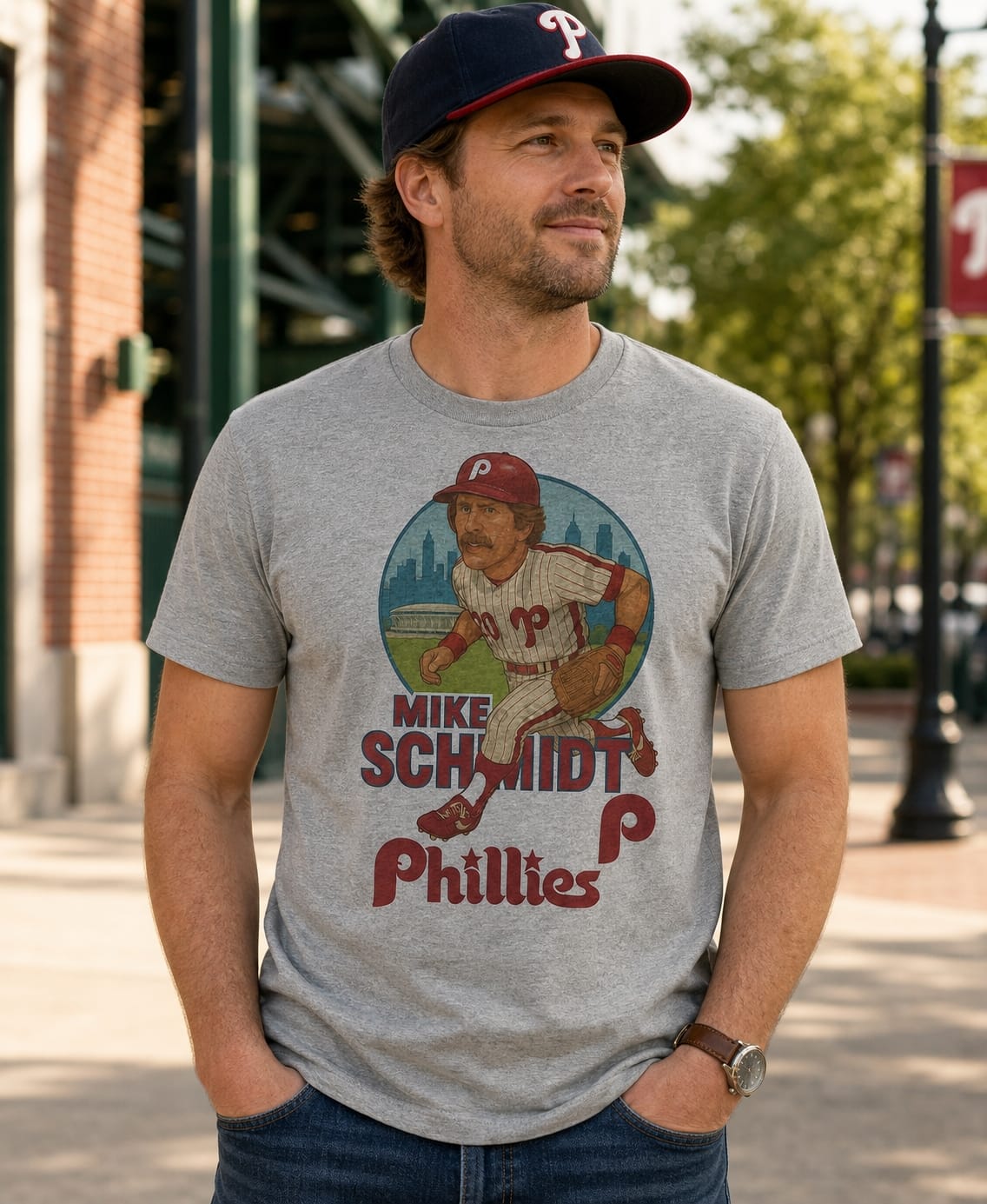 Philadelphia Phillies Mike Schmidt Exclusive Retro Baseball Skyline 1980 Artwork T-Shirt